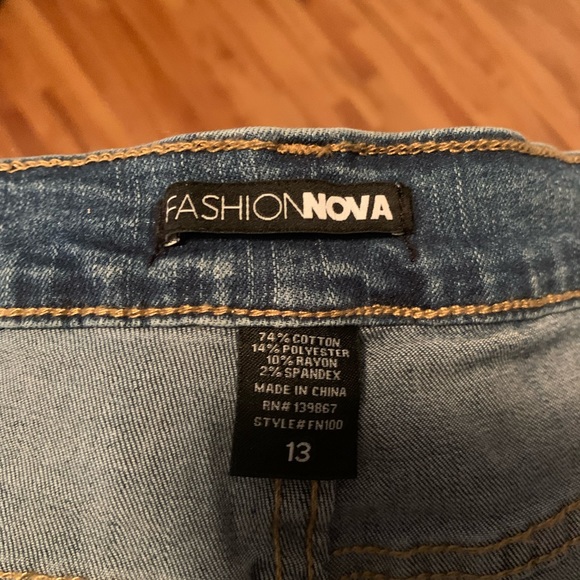 Fashion Nova Jeggings - Picture 3 of 4